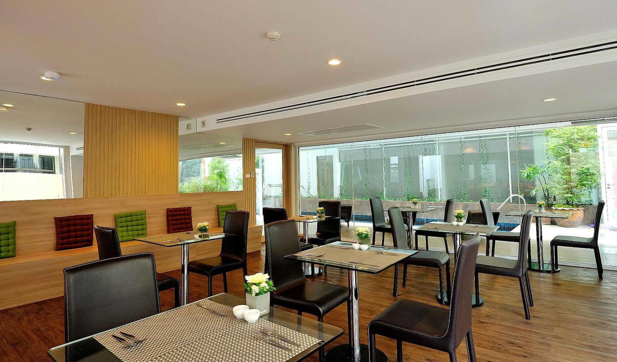 Nantra Retreat And Spa Bangkok Exterior foto